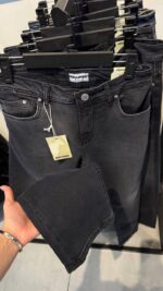 شلوار جین رگولار  کد 01031121 - Image 3